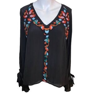 Chloe Oliver Blouse Long Sleeves Black with Leaf Accent Size S New